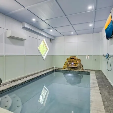 Er62 - Smoky Splash Getaway Cabin